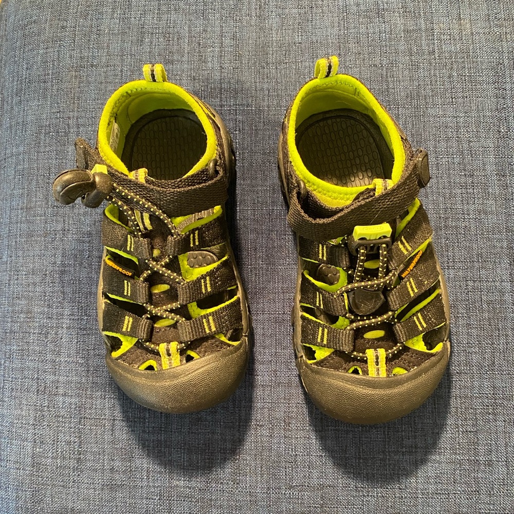 Keen Newport H2 Sandal, black and lime